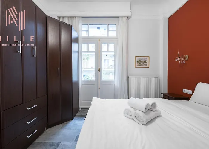 Elegant, Nilie Hospitality Mgmt